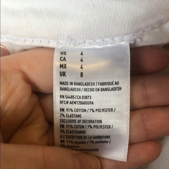 American Eagle Shorts - Picture 4 of 5